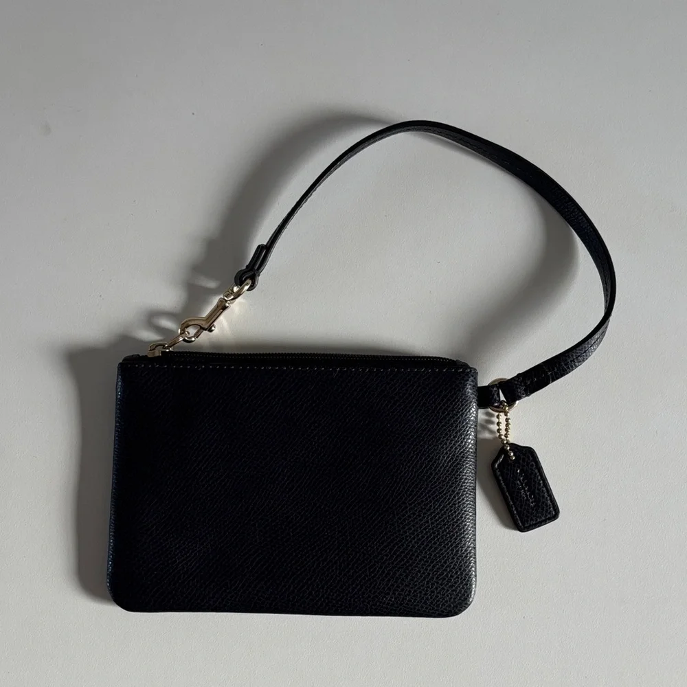 Coach Navy Blue Leather‎ Corner Wristlet